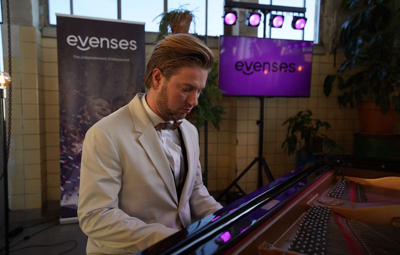 allround pianist