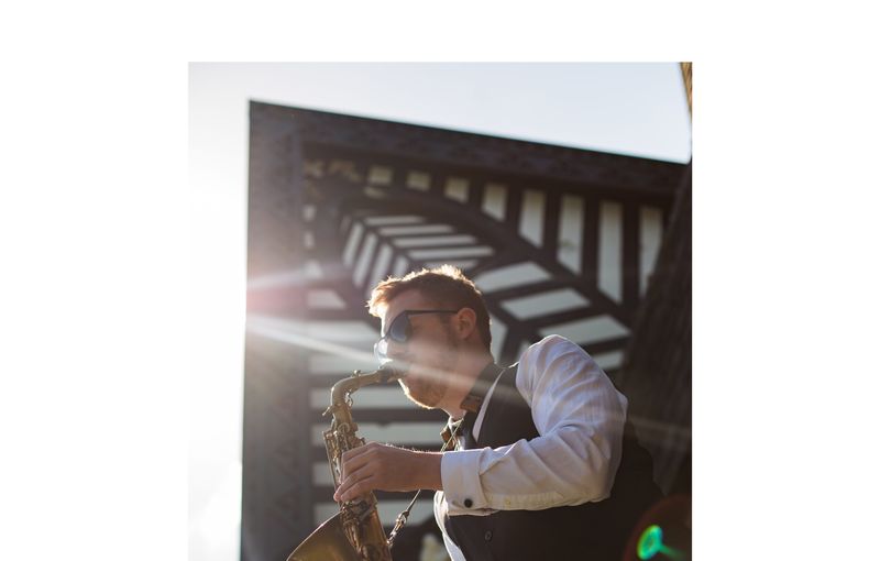 live-saxophonist-hire-london.jpg